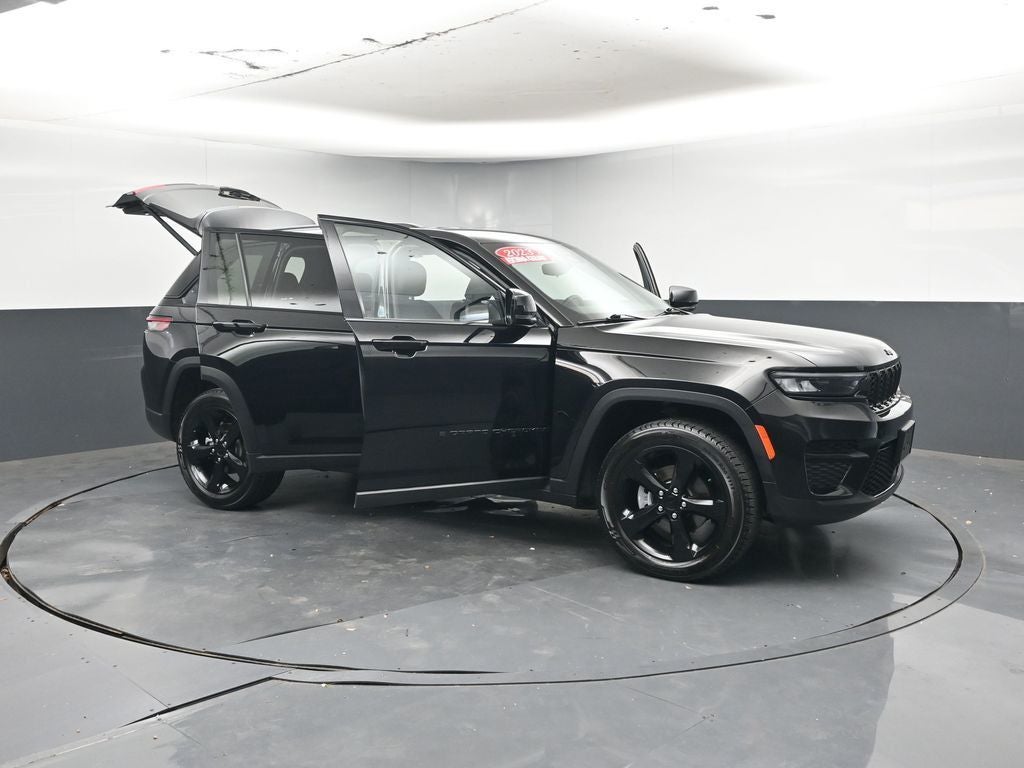 2023 Jeep Grand Cherokee Altitude