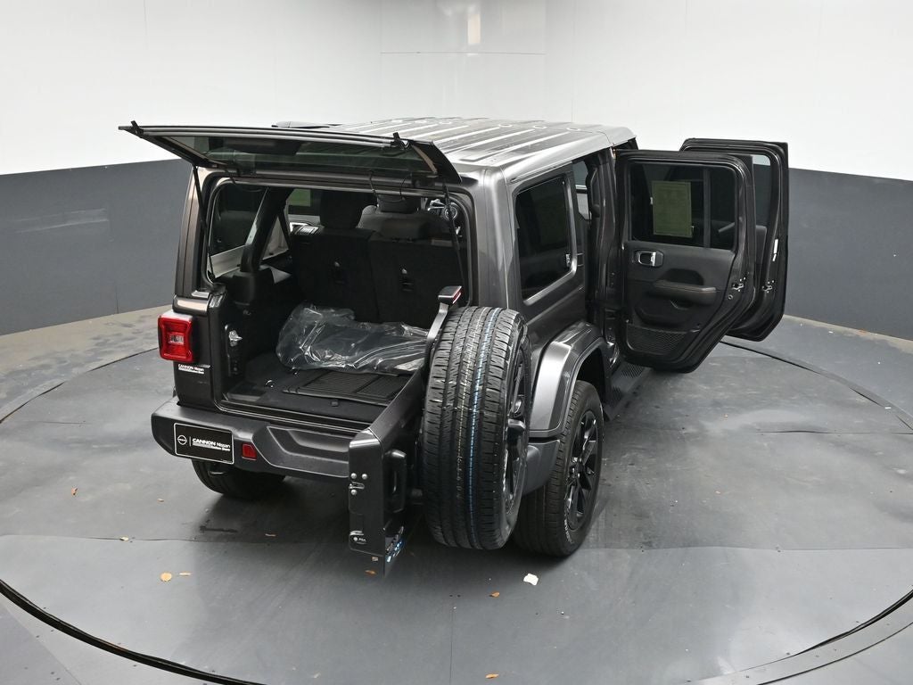 2025 Jeep Wrangler Sahara 4xe