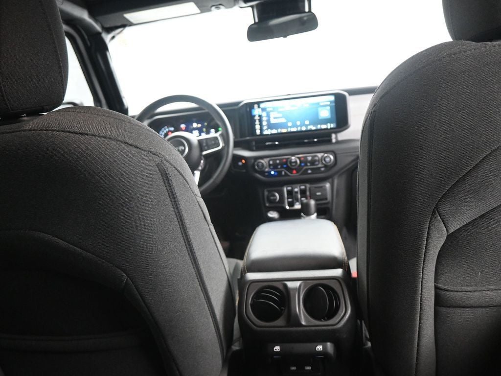 2024 Jeep Wrangler Sahara 4xe