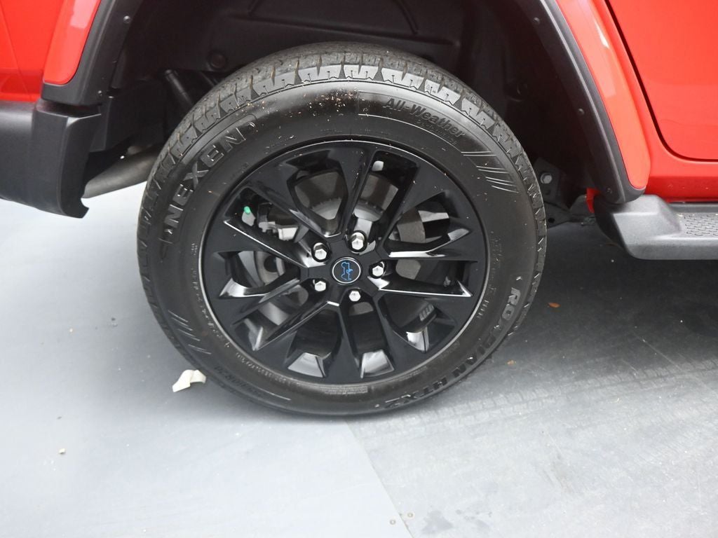 2025 Jeep Wrangler Sahara 4xe