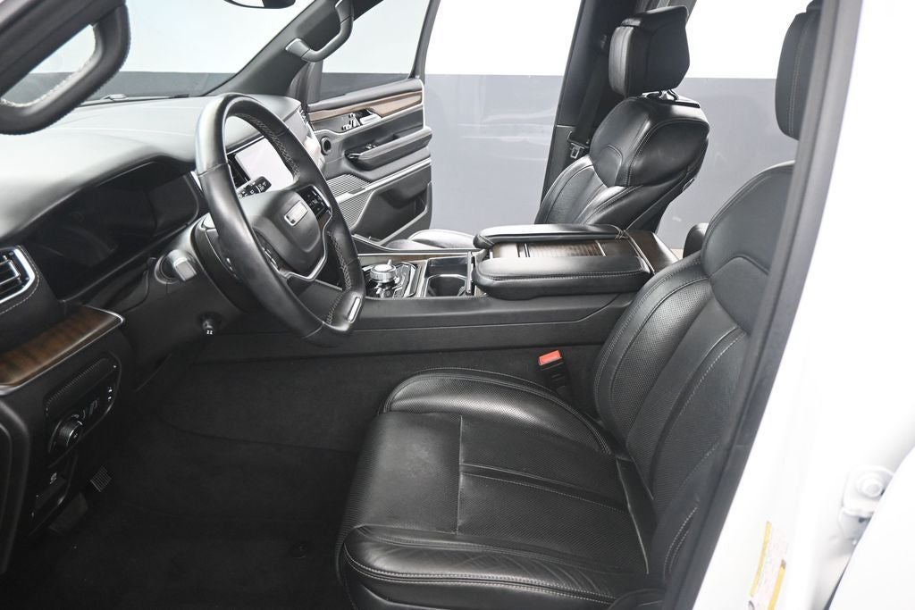 2024 Jeep Grand Wagoneer L Base