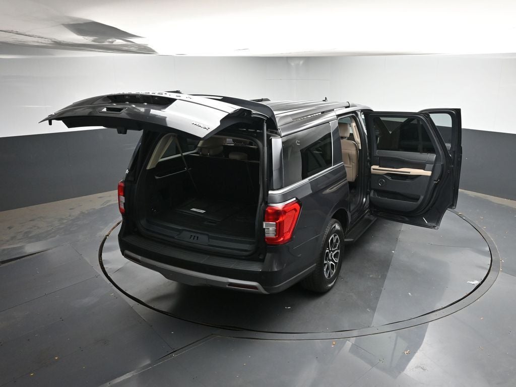 2023 Ford Expedition Max XLT