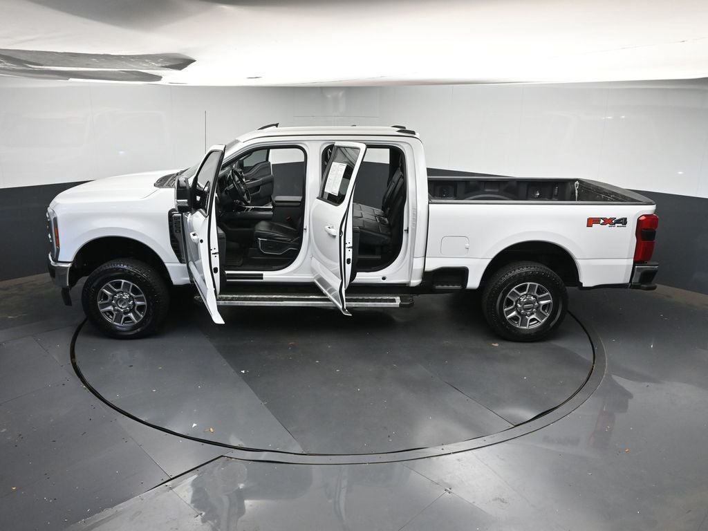 2023 Ford F-250SD Lariat