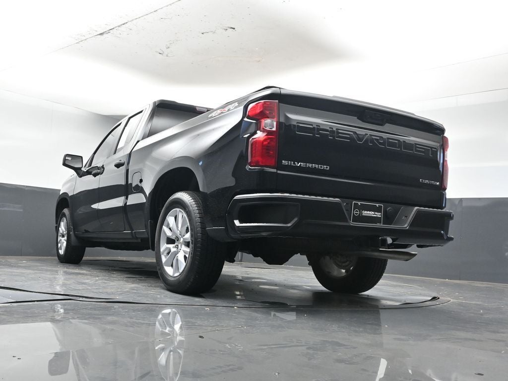 2025 Chevrolet Silverado 1500 Custom