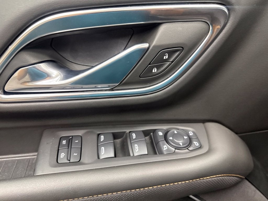 2024 GMC Yukon XL AT4