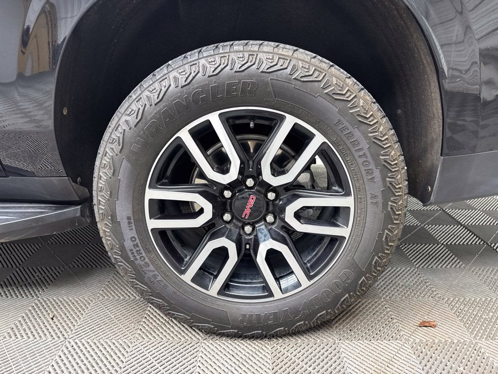 2024 GMC Yukon XL AT4