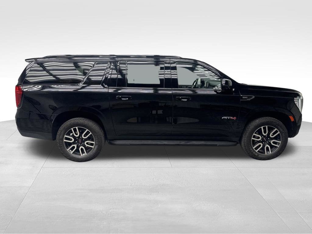2024 GMC Yukon XL AT4