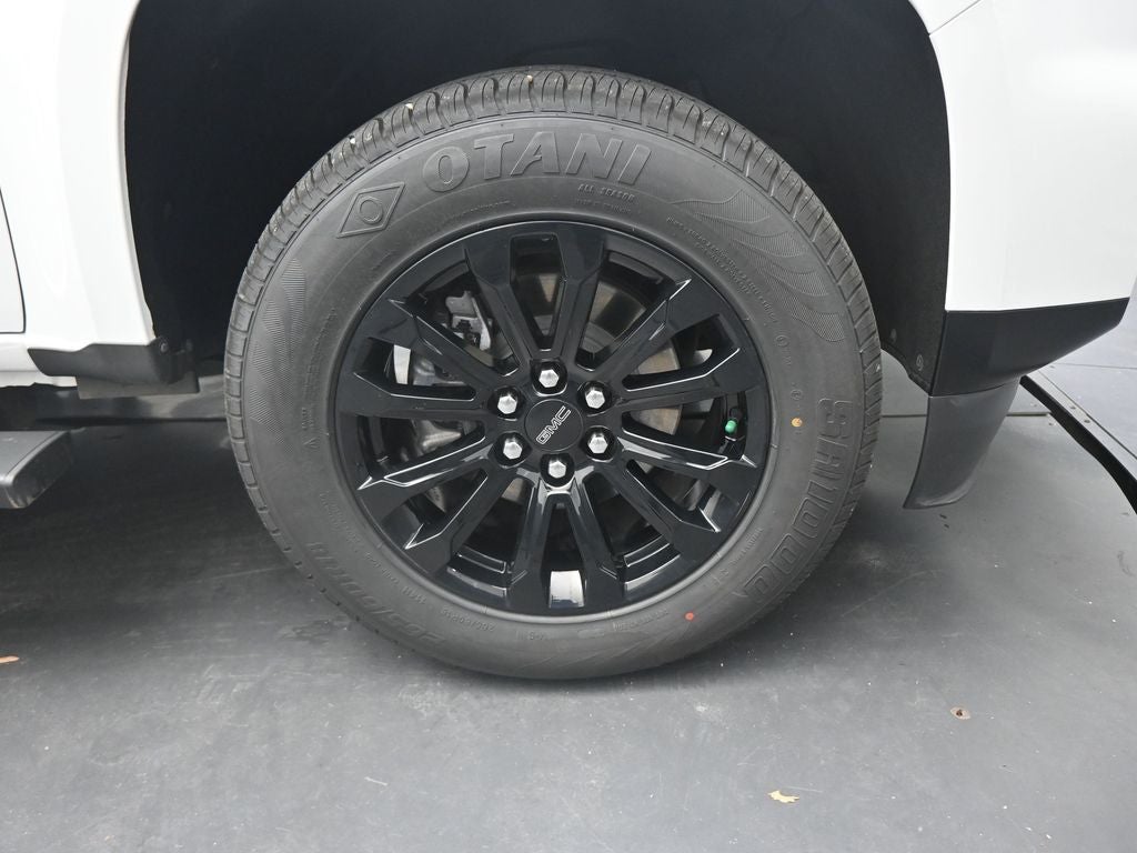 2021 GMC Canyon Elevation Standard