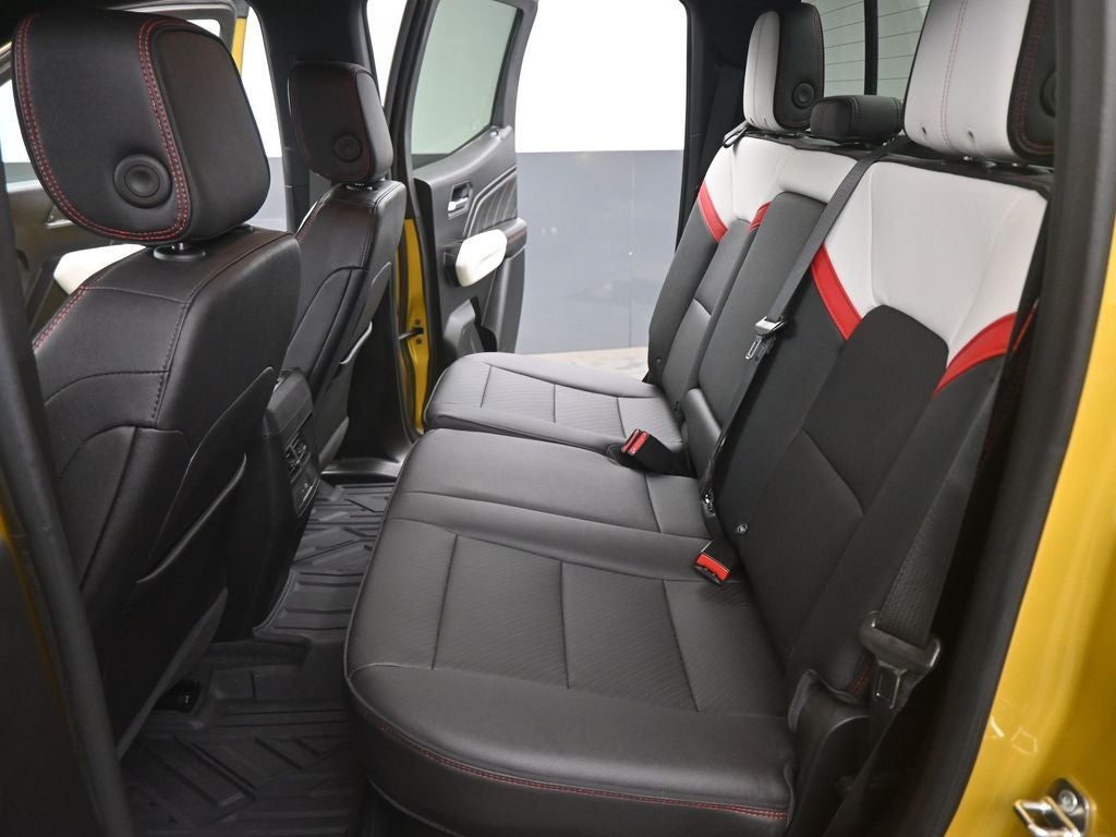 2023 GMC Canyon AT4X