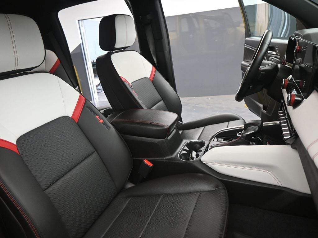 2023 GMC Canyon AT4X