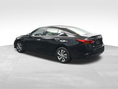 2022 Nissan Altima 2.5 S