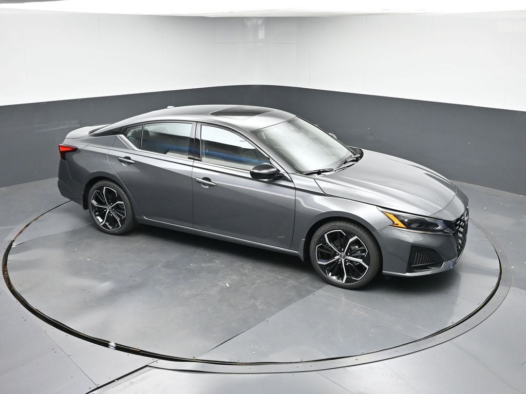 2025 Nissan Altima 2.5 SR