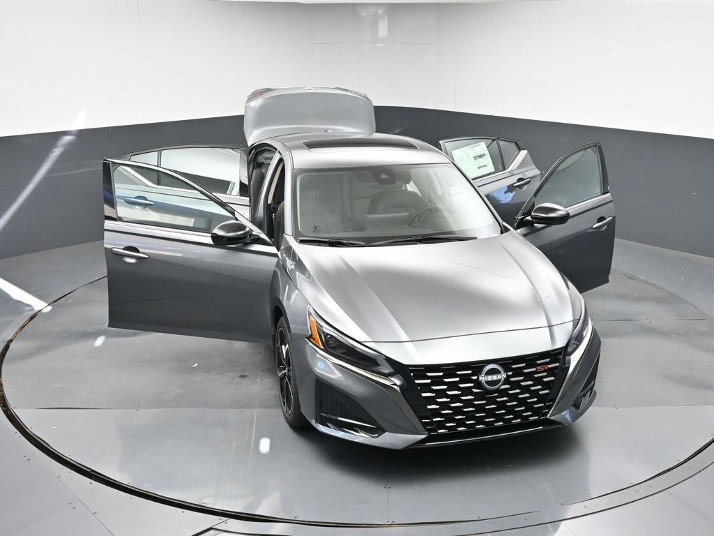 2025 Nissan Altima 2.5 SR