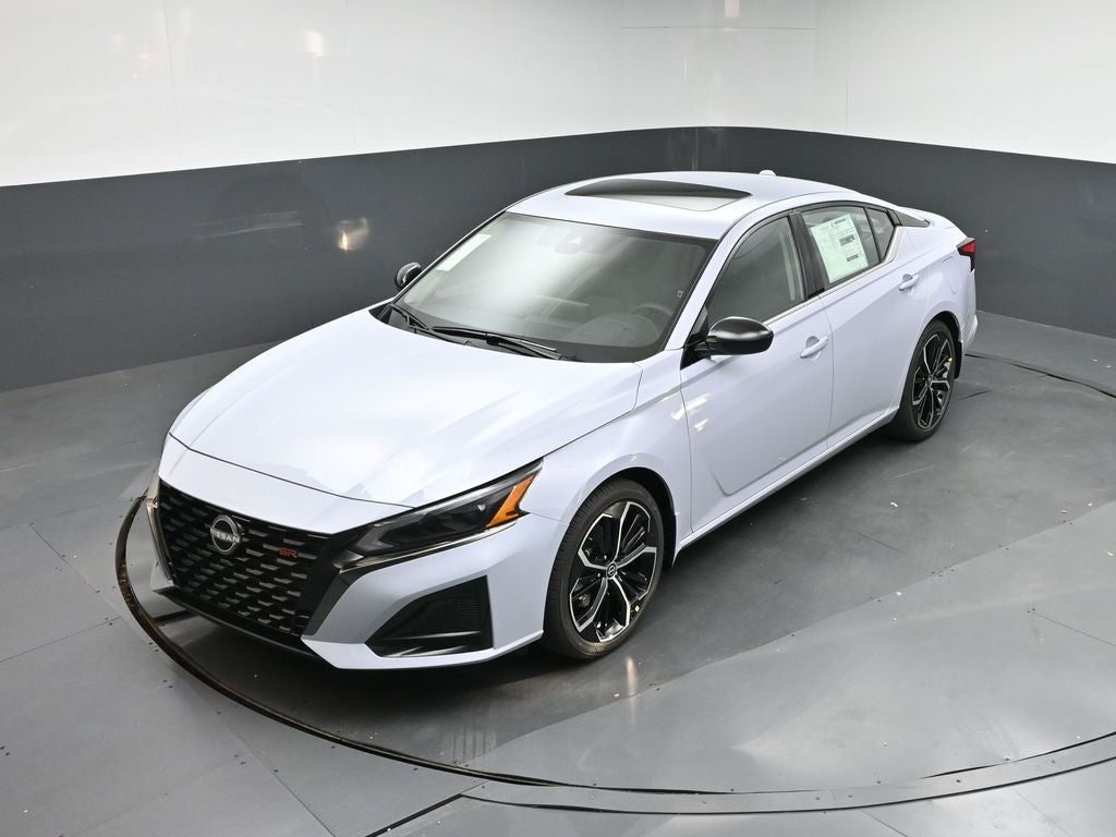 2025 Nissan Altima 2.5 SR