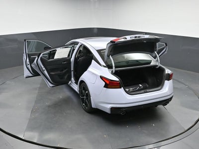 2025 Nissan Altima 2.5 SR