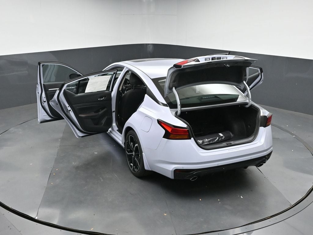 2025 Nissan Altima 2.5 SR