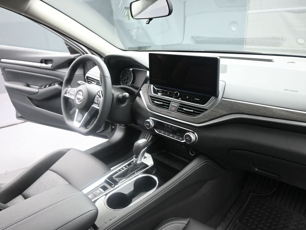 2025 Nissan Altima 2.5 SL