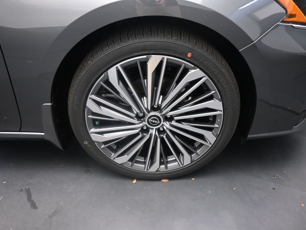 2025 Nissan Altima 2.5 SL