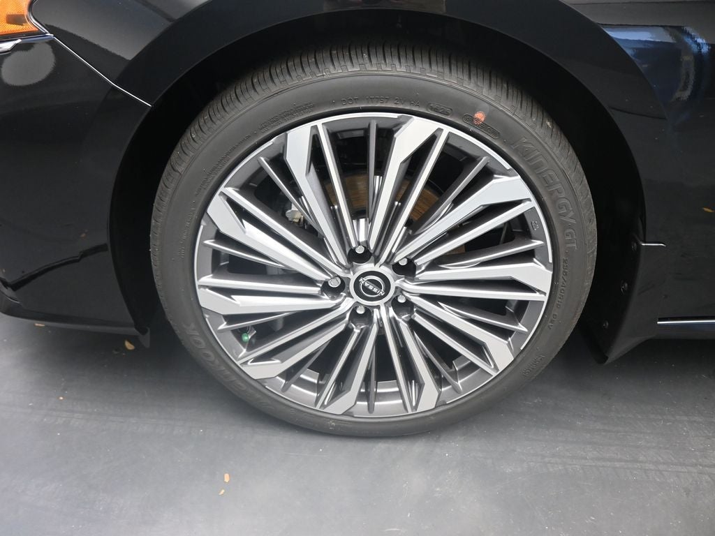 2025 Nissan Altima 2.5 SL