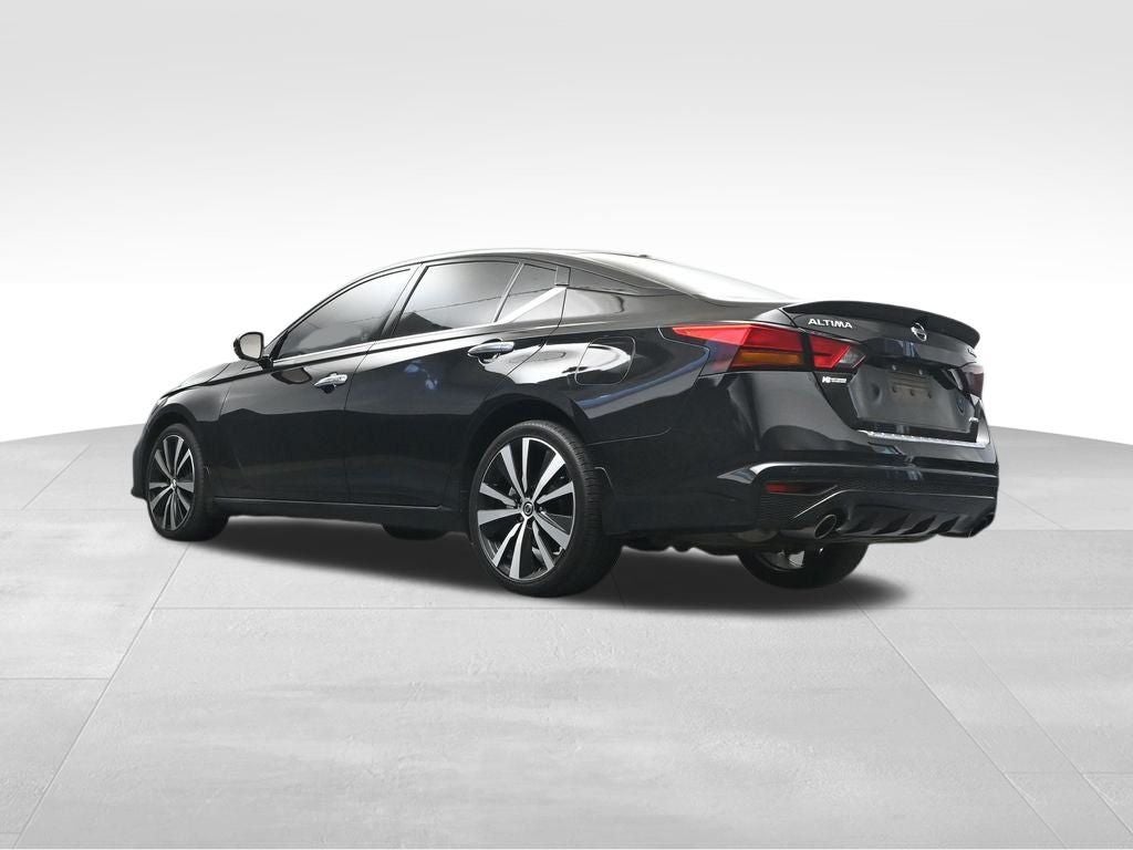 2022 Nissan Altima 2.5 Platinum