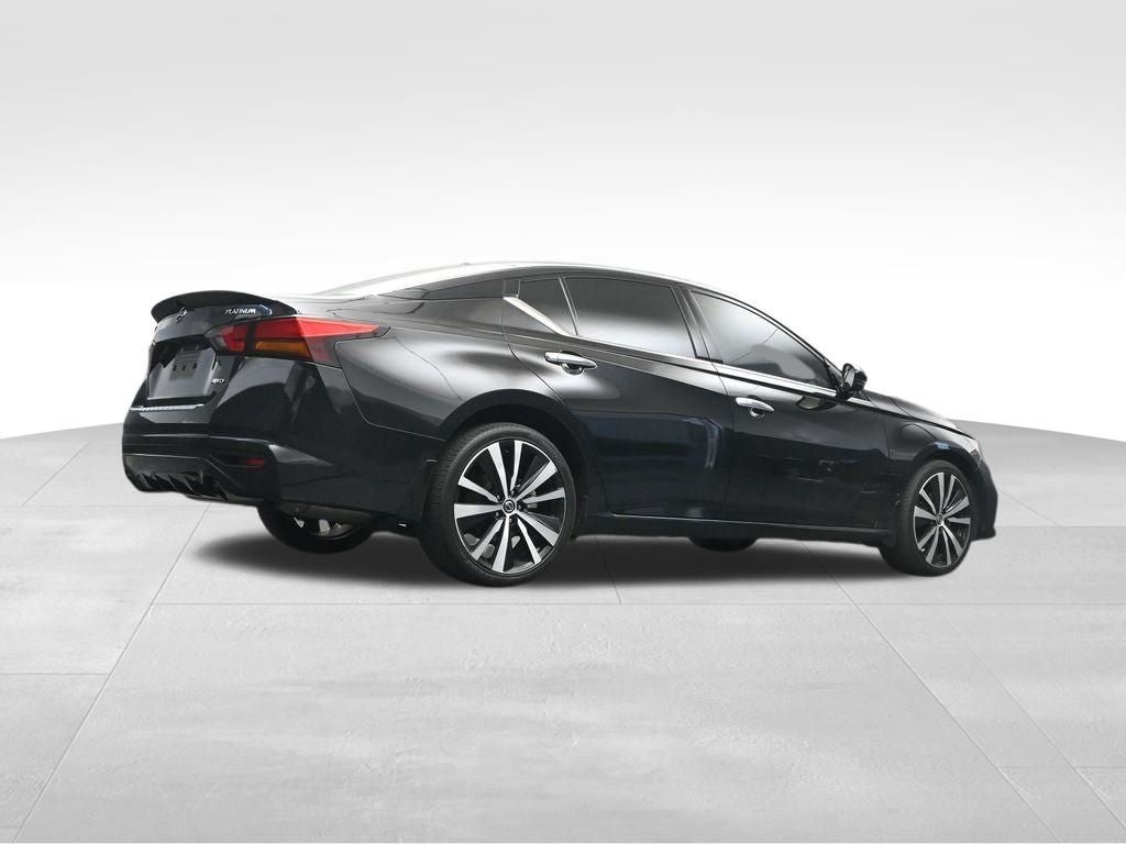 2022 Nissan Altima 2.5 Platinum