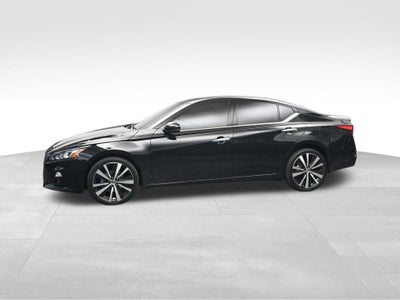 2022 Nissan Altima 2.5 Platinum