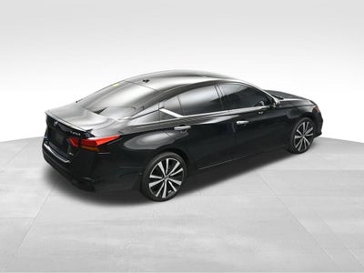 2022 Nissan Altima 2.5 Platinum