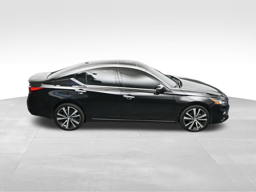 2022 Nissan Altima 2.5 Platinum