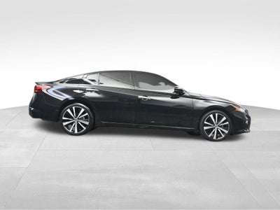 2022 Nissan Altima 2.5 Platinum