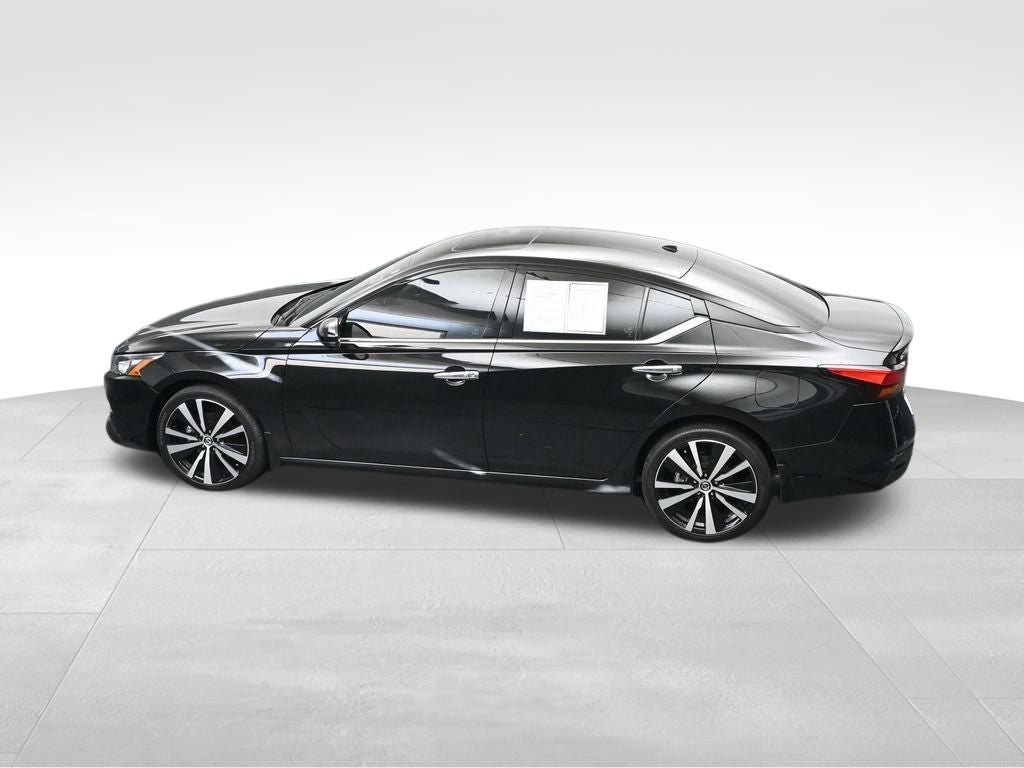 2022 Nissan Altima 2.5 Platinum