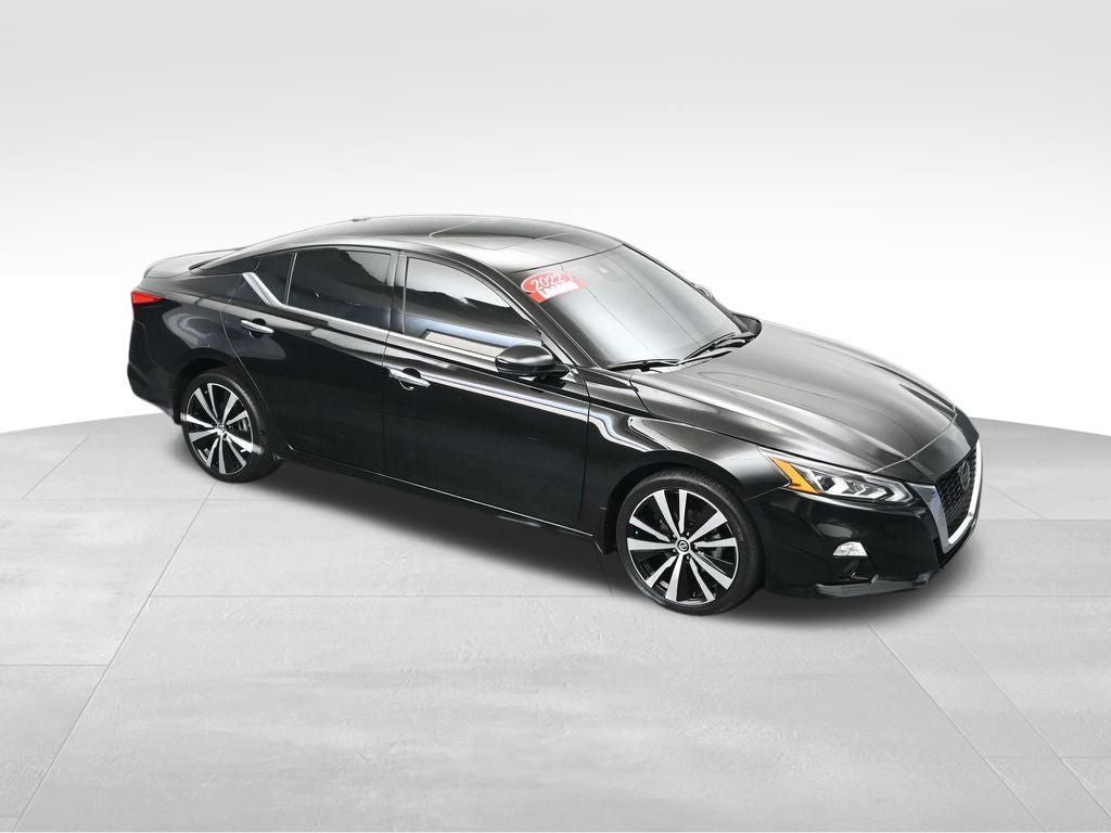 2022 Nissan Altima 2.5 Platinum