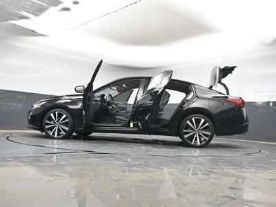 2022 Nissan Altima 2.5 Platinum