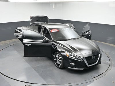 2022 Nissan Altima 2.5 Platinum