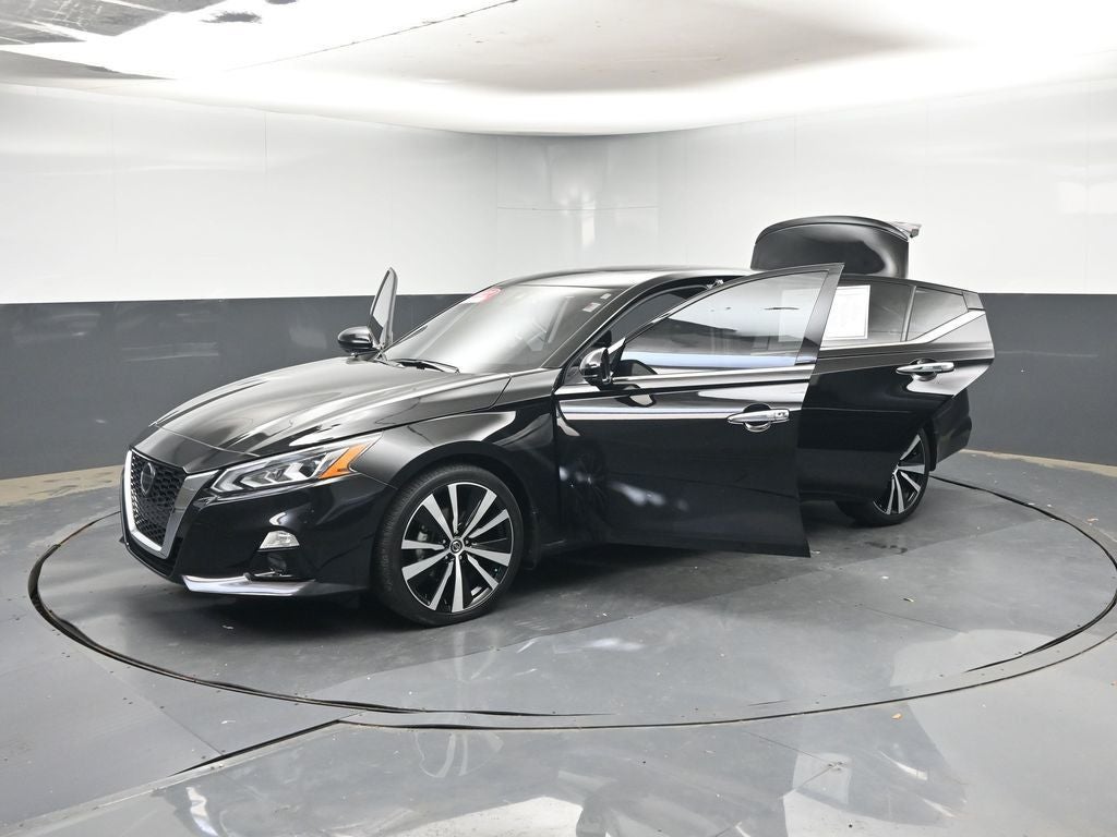 2022 Nissan Altima 2.5 Platinum