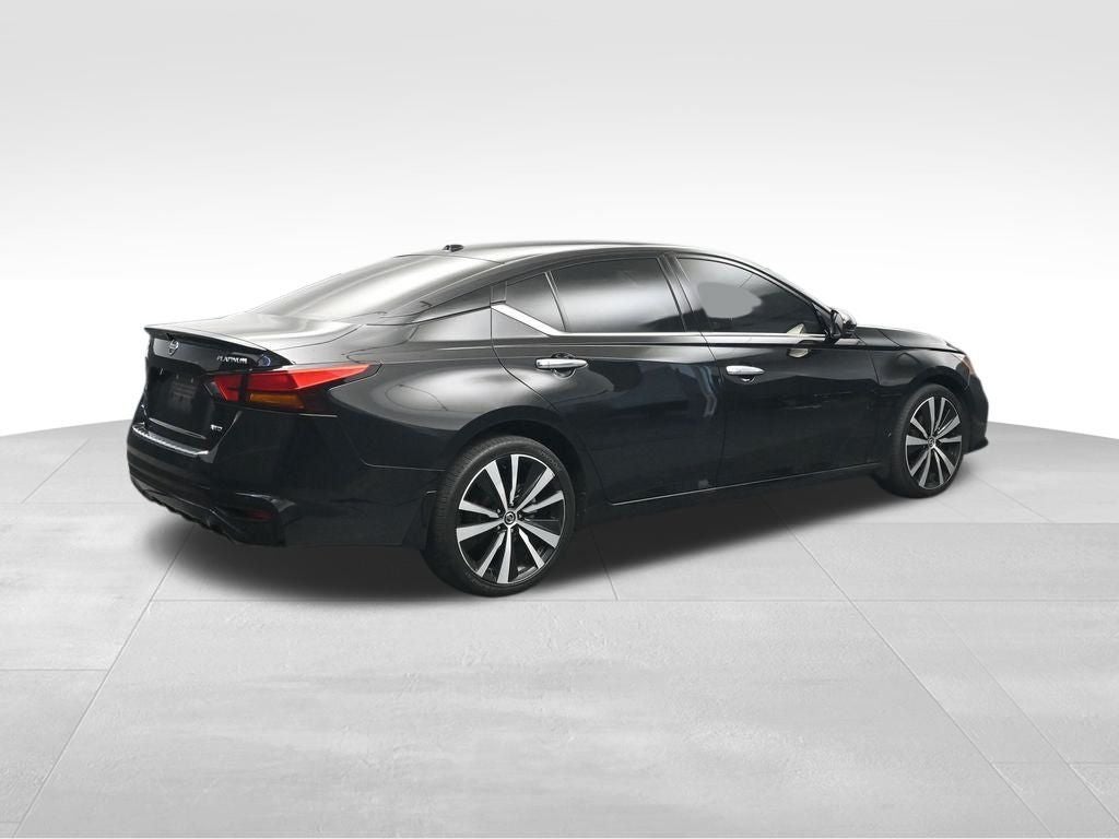 2022 Nissan Altima 2.5 Platinum
