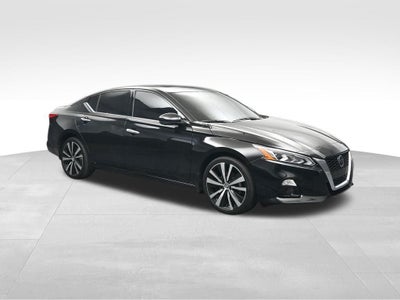 2022 Nissan Altima 2.5 Platinum