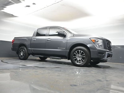 2021 Nissan Titan SV