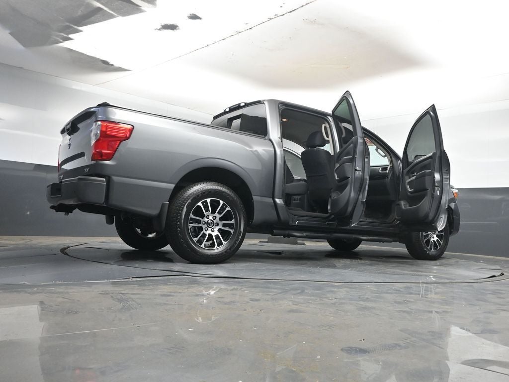 2021 Nissan Titan SV