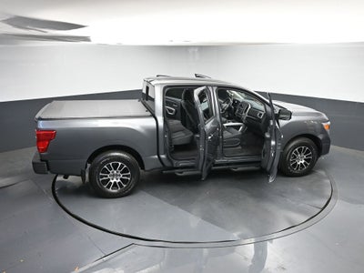 2021 Nissan Titan SV