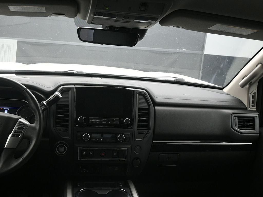 2024 Nissan Titan SV