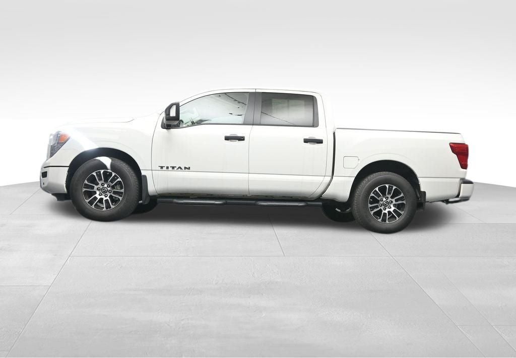 2024 Nissan Titan SV