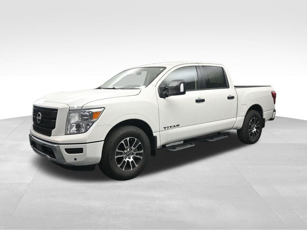 2024 Nissan Titan SV