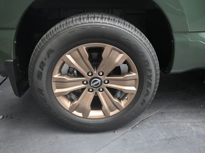 2024 Nissan Titan SV