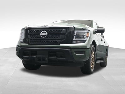 2024 Nissan Titan SV
