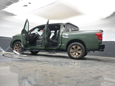 2024 Nissan Titan SV
