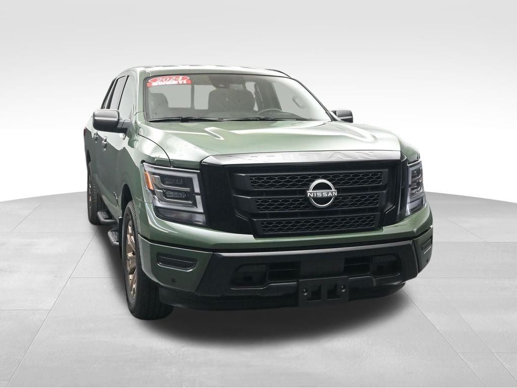 2024 Nissan Titan SV
