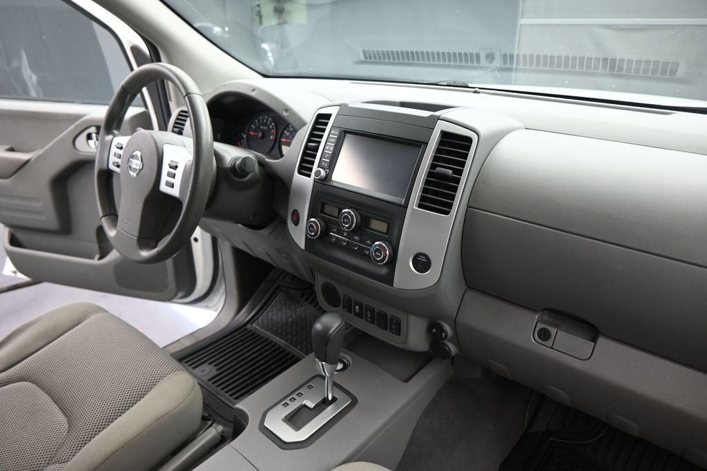 2020 Nissan Frontier SV