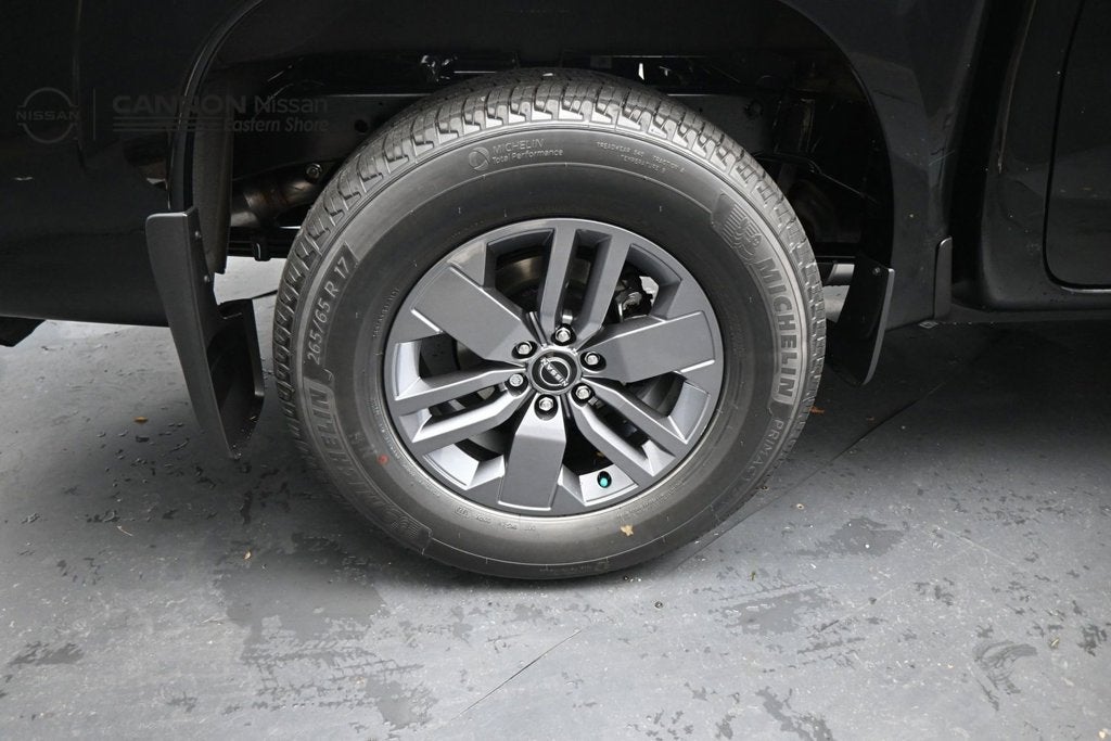 2027 Nissan Frontier SV