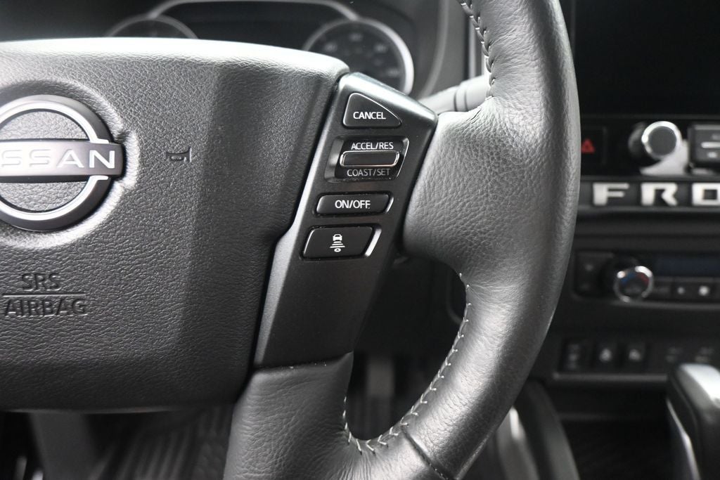 2025 Nissan Frontier SV