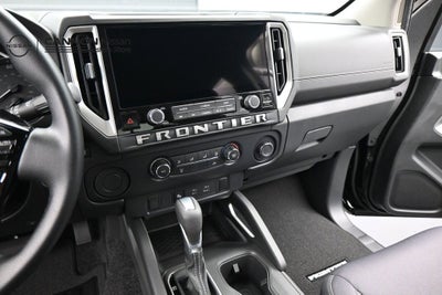 2027 Nissan Frontier SV
